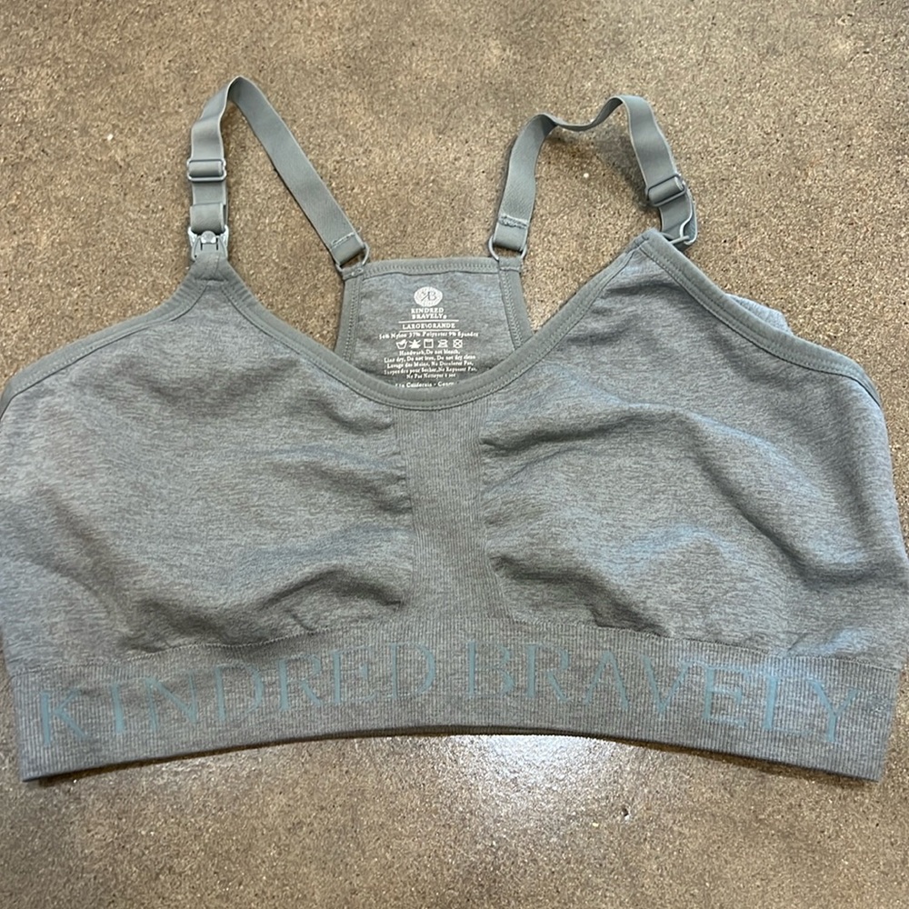 Kindred Bravely Nursing Athletic Workout sports bra large